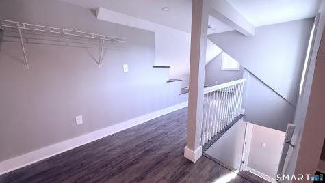 105 Willetts Avenue New London CT 06320