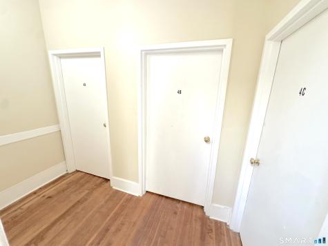 105 Bank Street Waterbury CT 06702