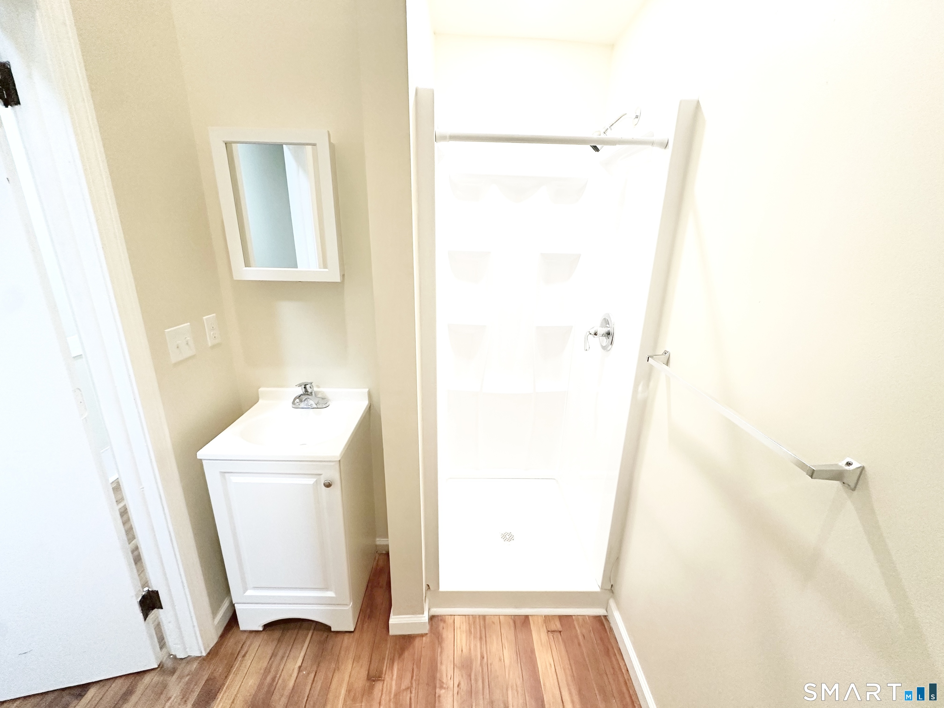 105 Bank Street Waterbury CT 06702