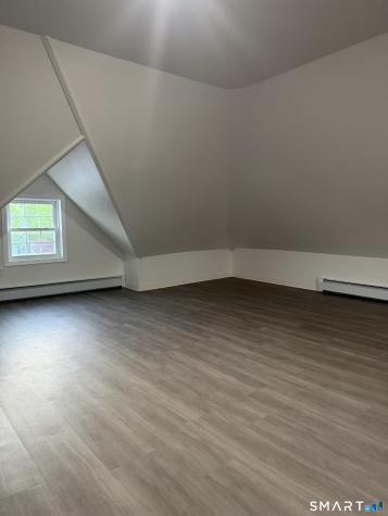 11 Strant Street Manchester CT 06040