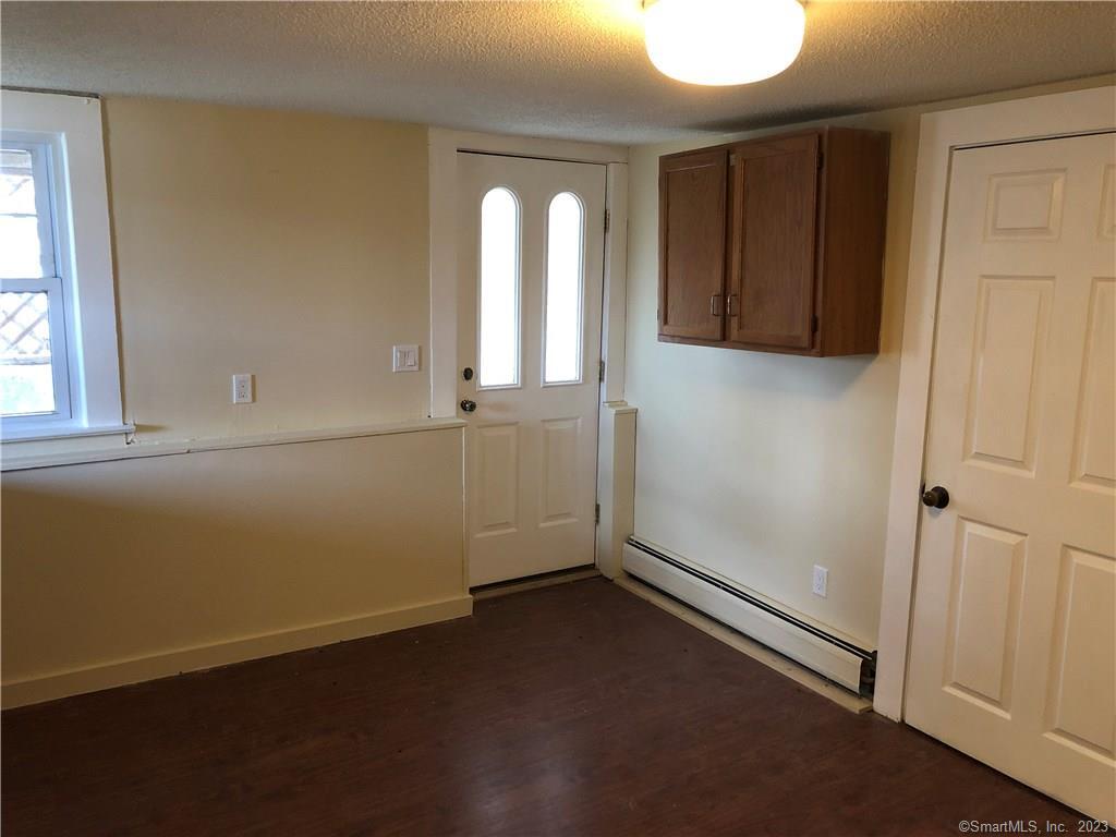 14 Sinclair Street Windsor CT 06095