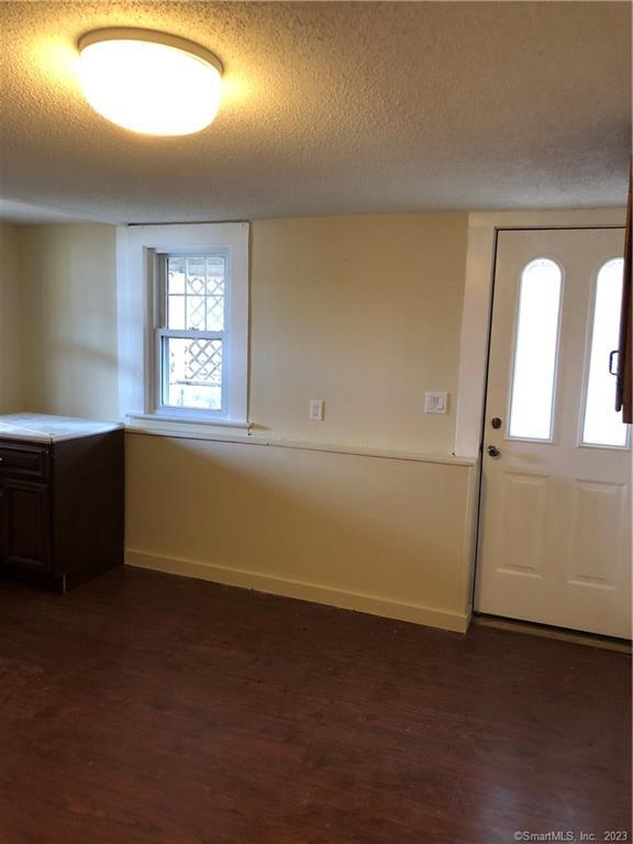 14 Sinclair Street Windsor CT 06095