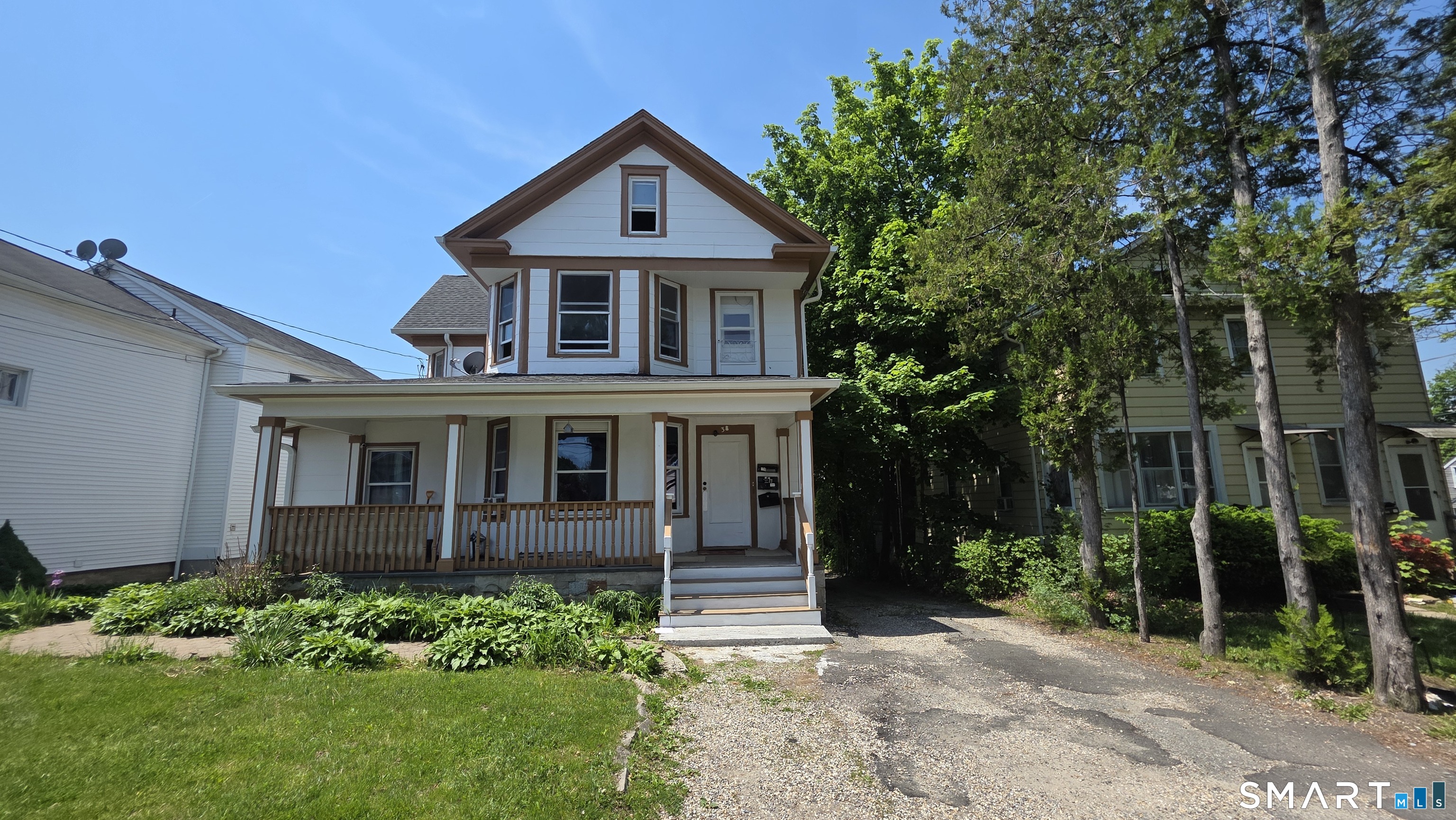38 Homestead Avenue Danbury CT 06810