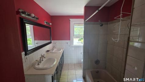 38 Homestead Avenue Danbury CT 06810