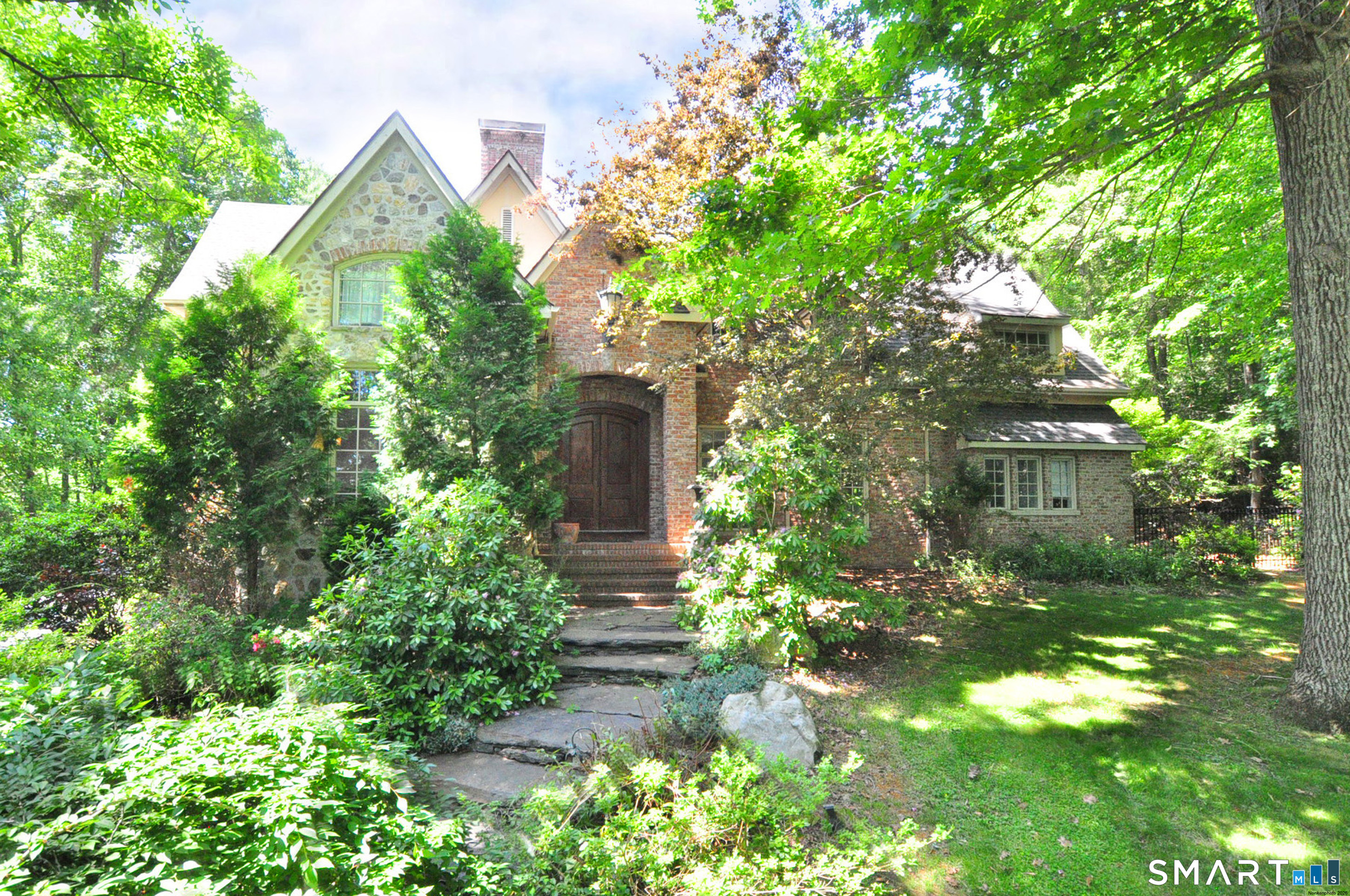 22 Thronebrook Road Granby CT 06090