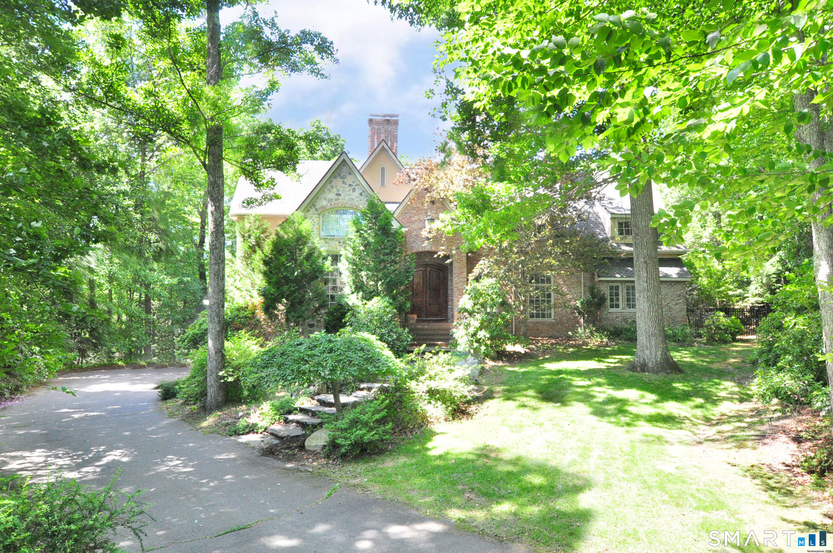 22 Thronebrook Road Granby CT 06090