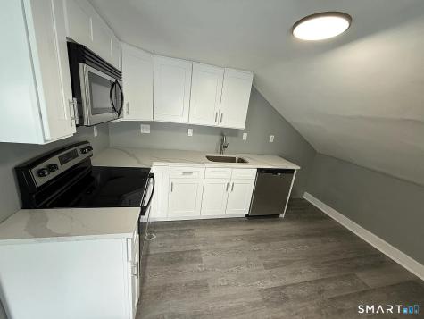 180 Portsea Street New Haven CT 06519