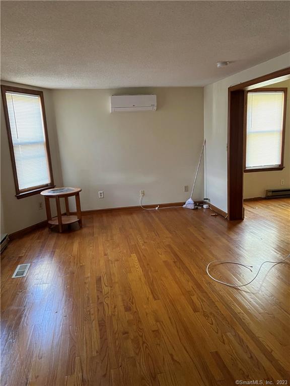 42 Wooding Street Bristol CT 06010