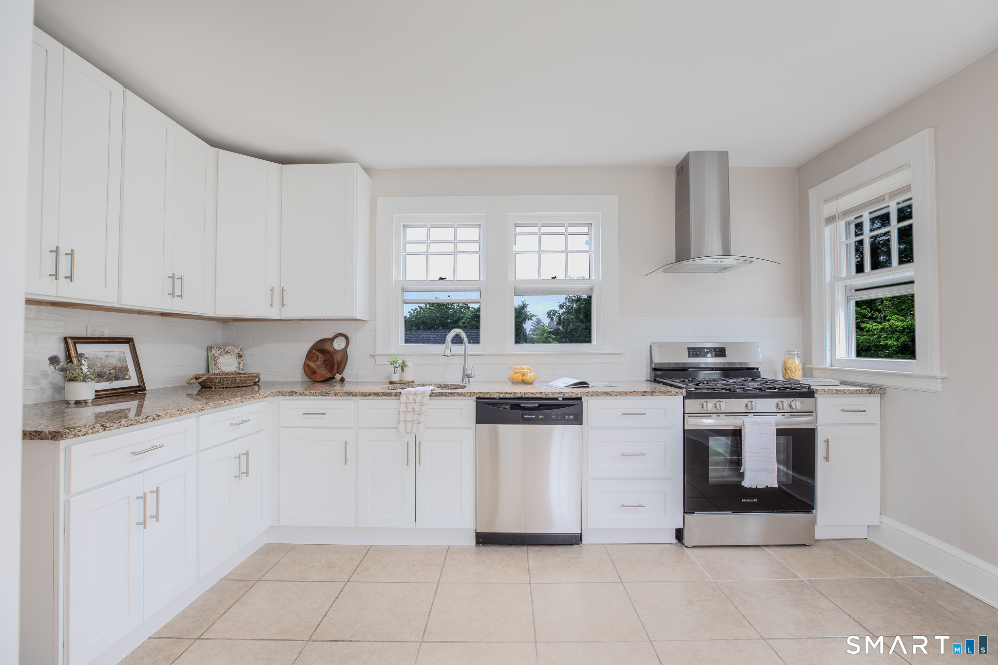219 Jordan Lane Wethersfield CT 06109