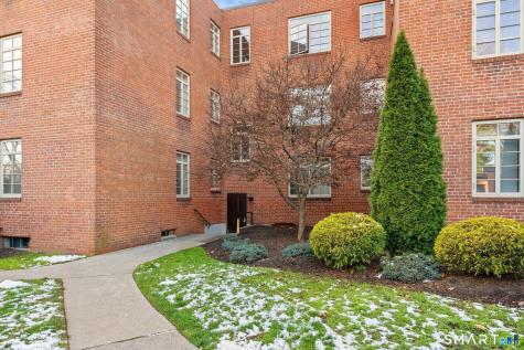 20 Outlook Avenue West Hartford CT 06119