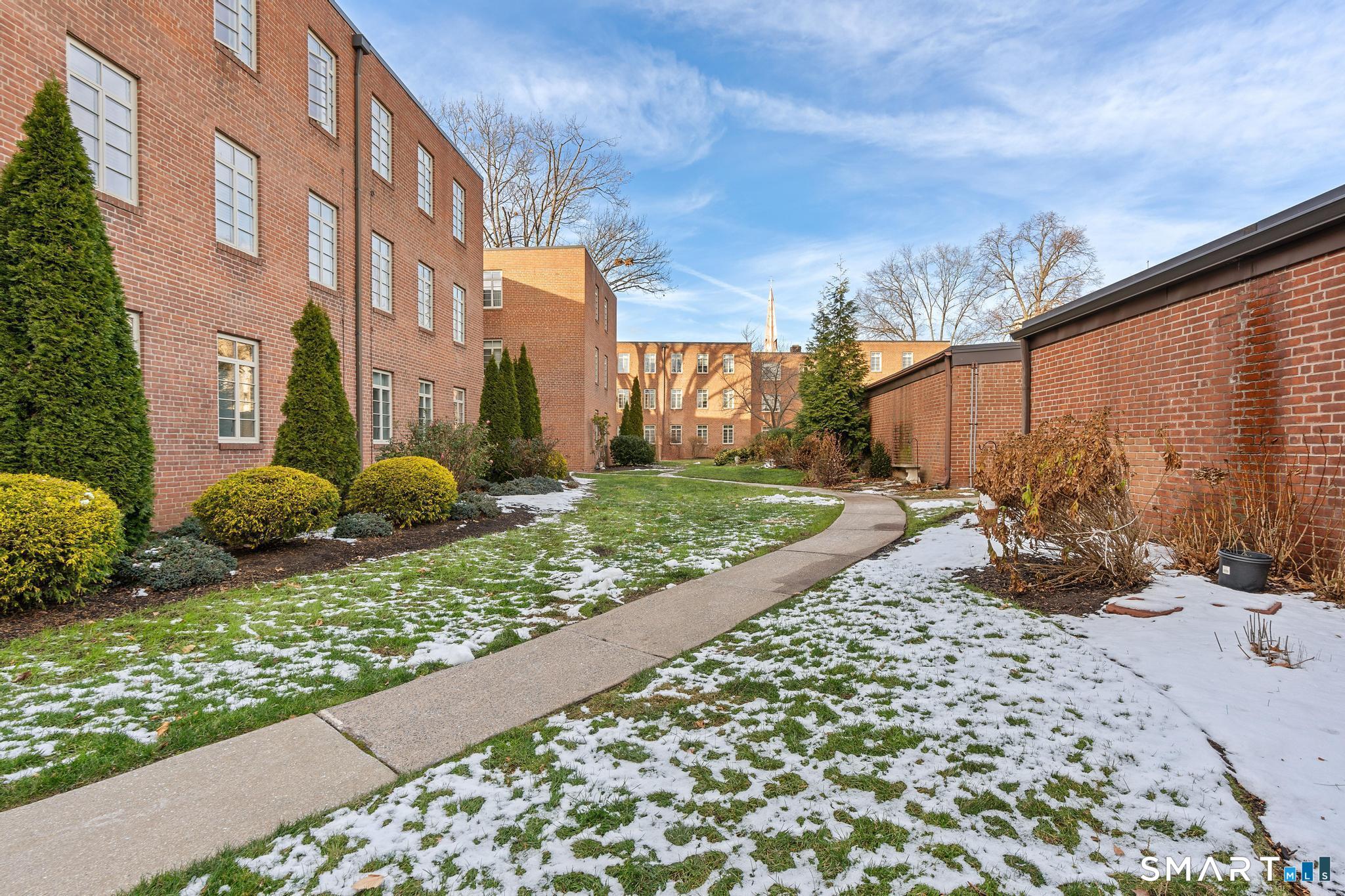 20 Outlook Avenue West Hartford CT 06119