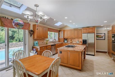144 Munn Road Southbury CT 06488