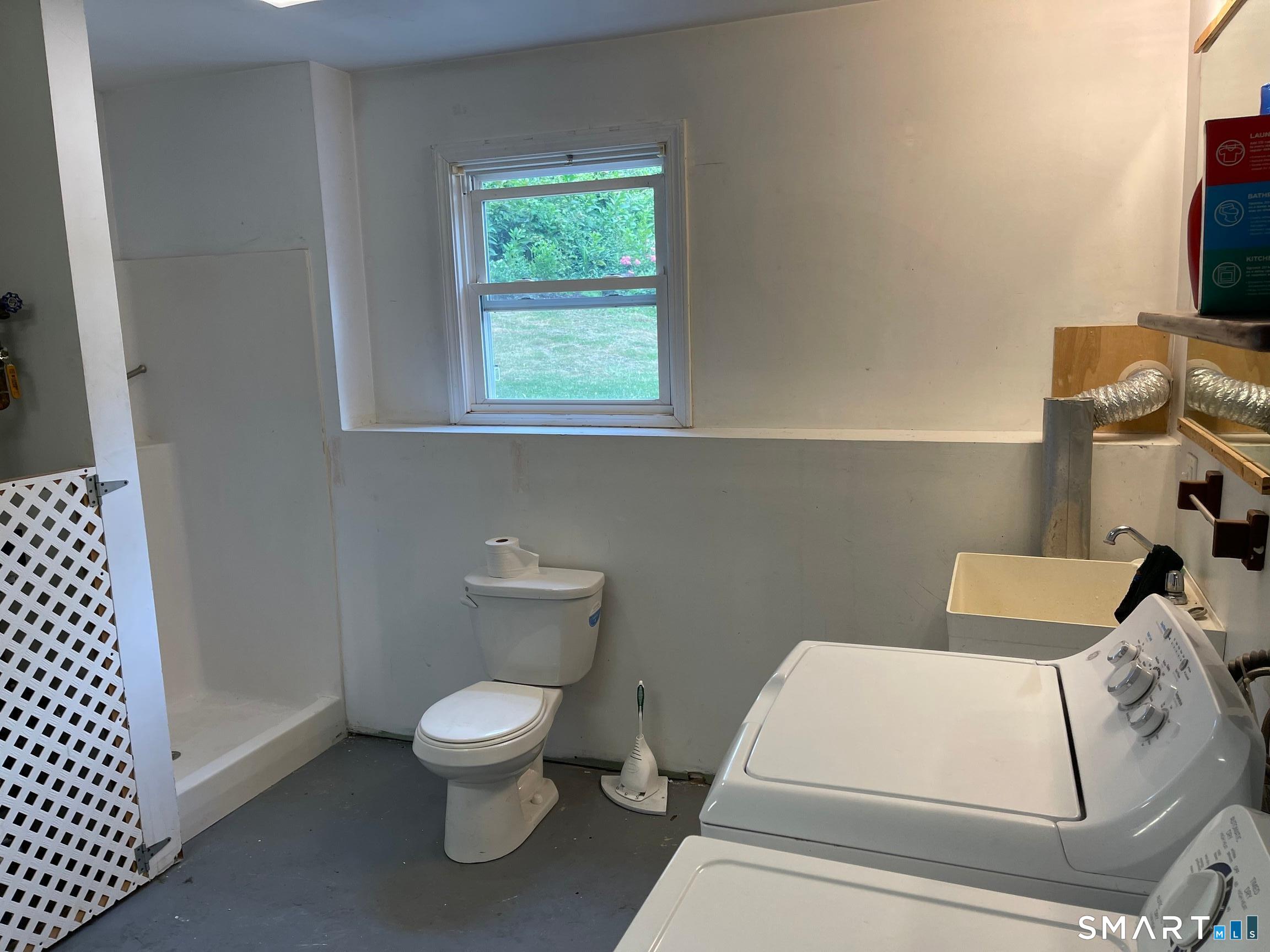 8 Wells Avenue Stonington CT 06379