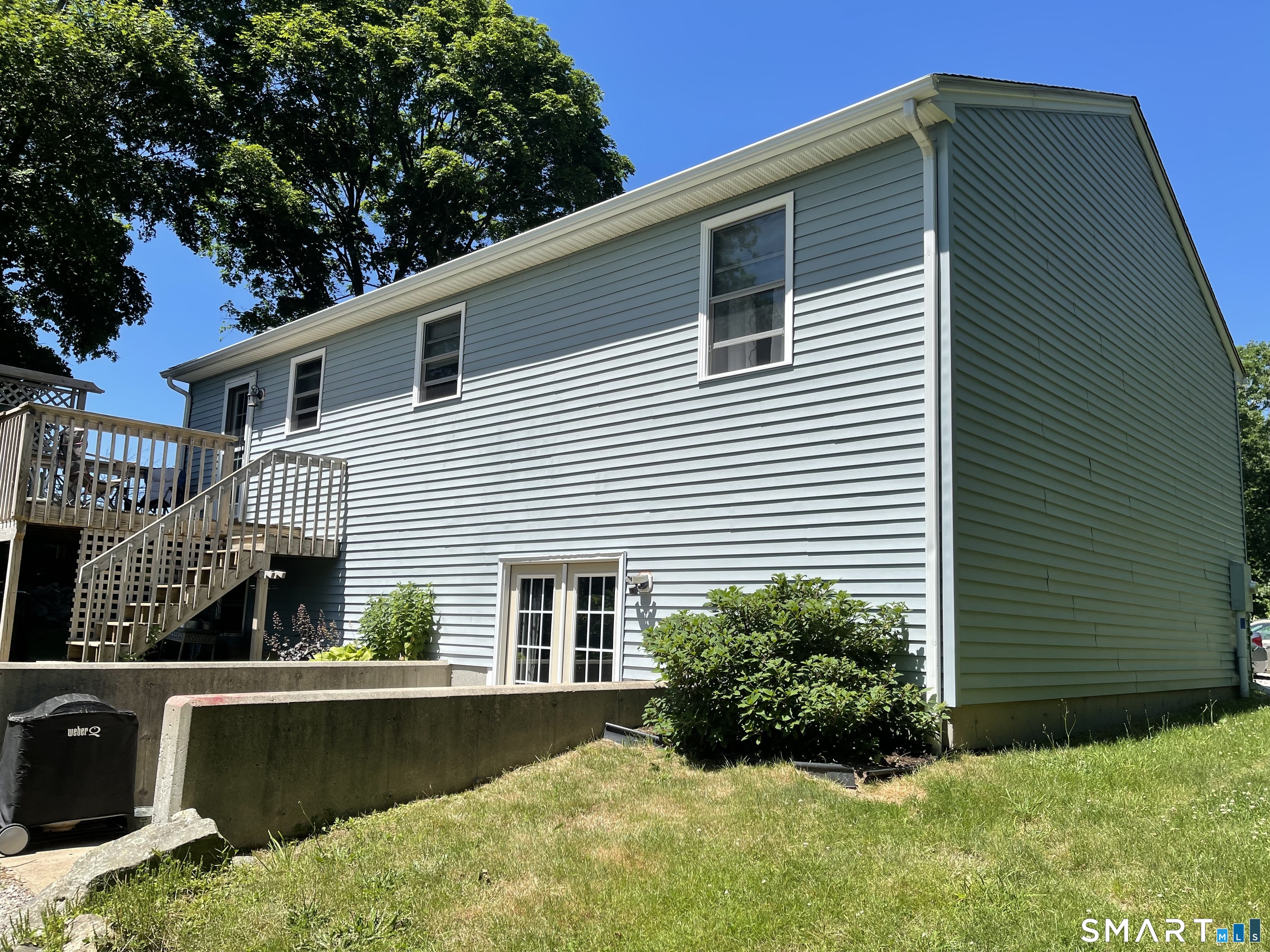 8 Wells Avenue Stonington CT 06379