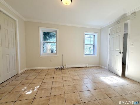 44 Prest Street New London CT 06320