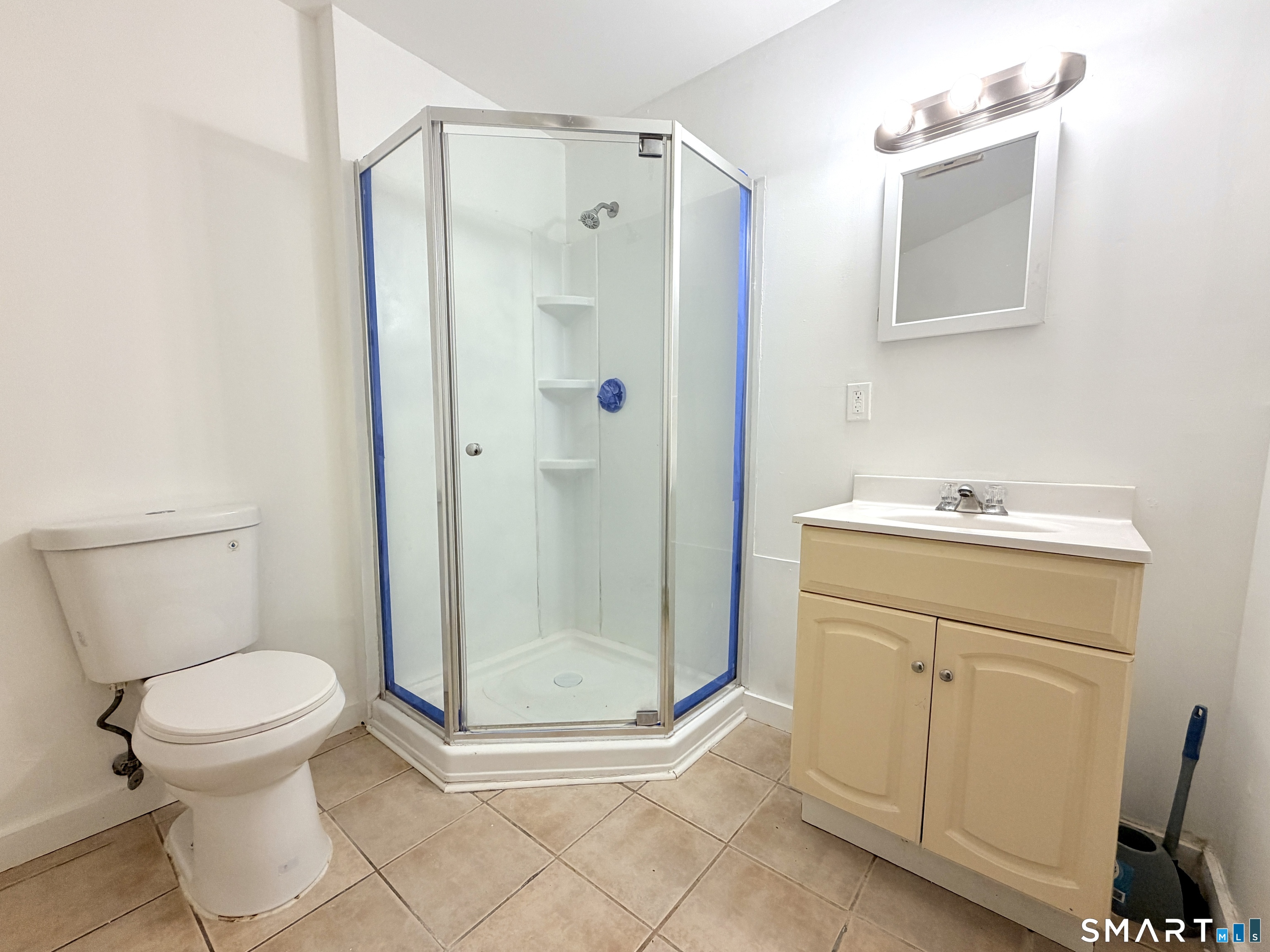 44 Prest Street New London CT 06320