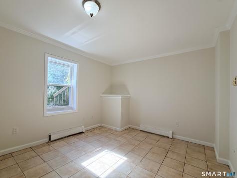 44 Prest Street New London CT 06320