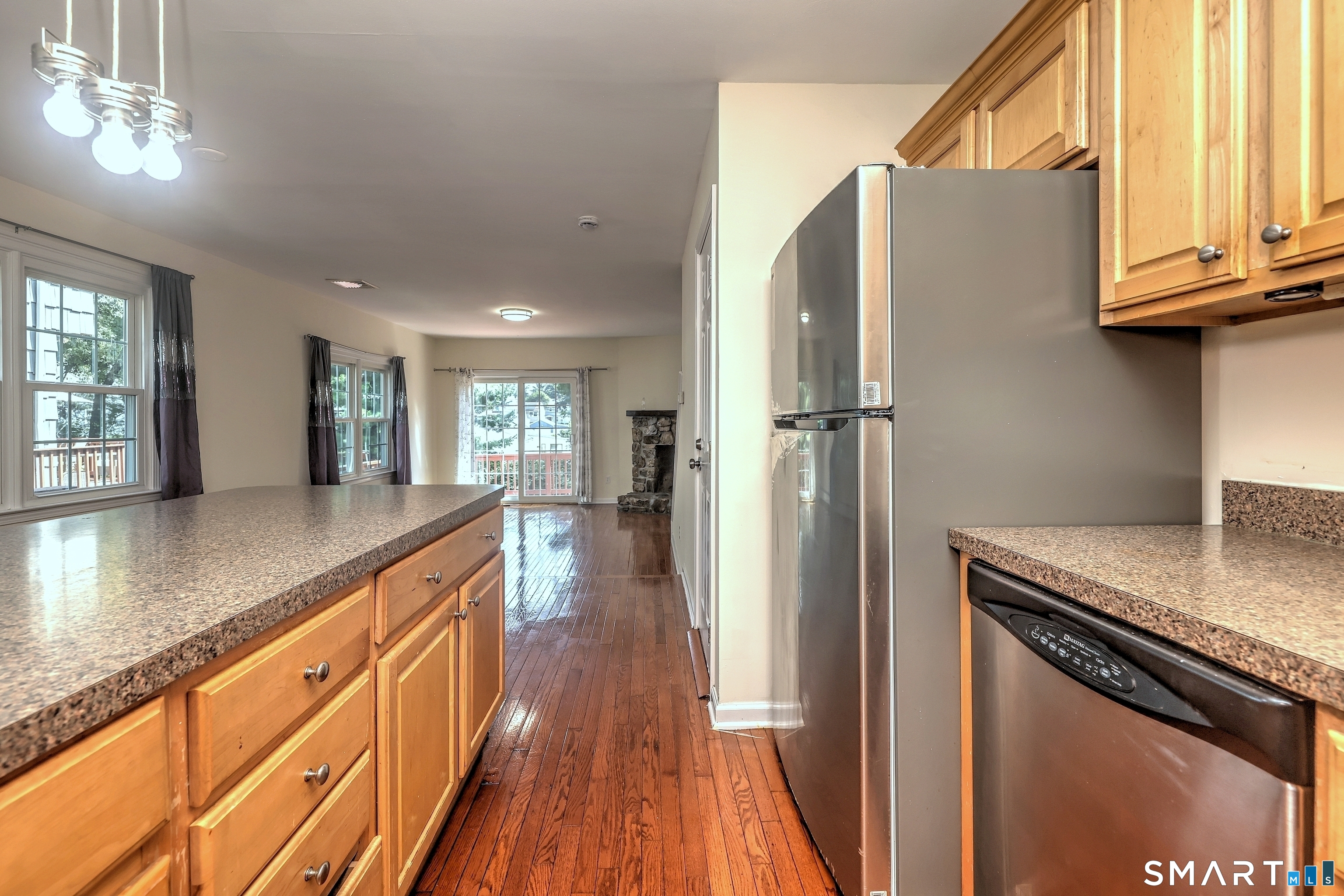 82 Sunrise Avenue Fairfield CT 06824
