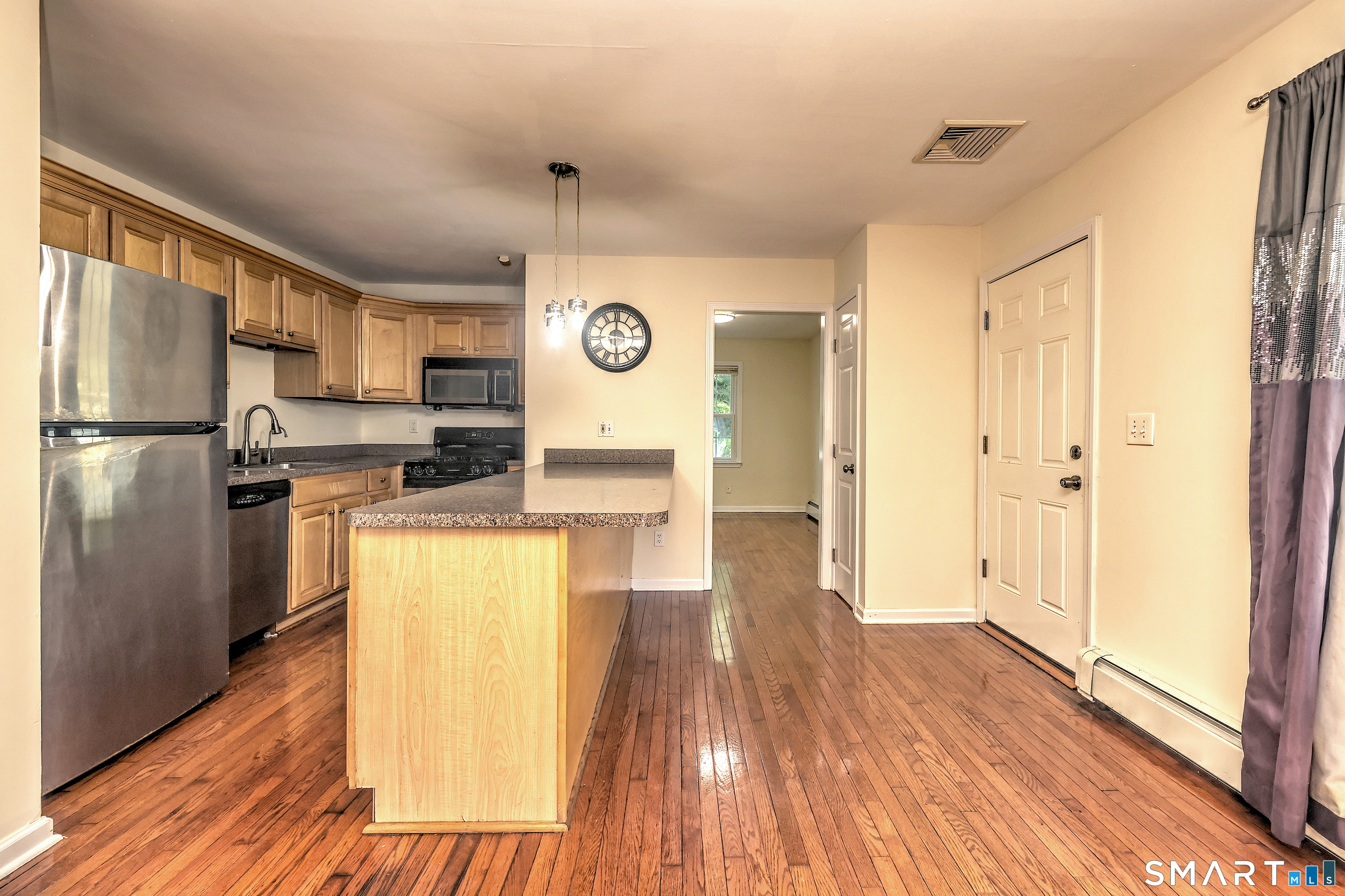 82 Sunrise Avenue Fairfield CT 06824