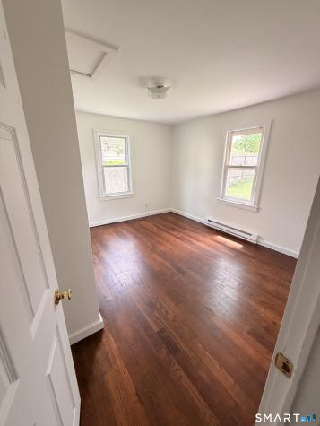48 Ridgeview Circle New London CT 06320