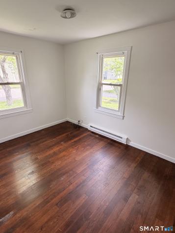 48 Ridgeview Circle New London CT 06320