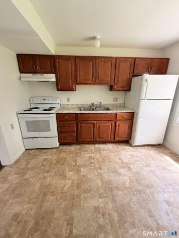 48 Ridgeview Circle New London CT 06320