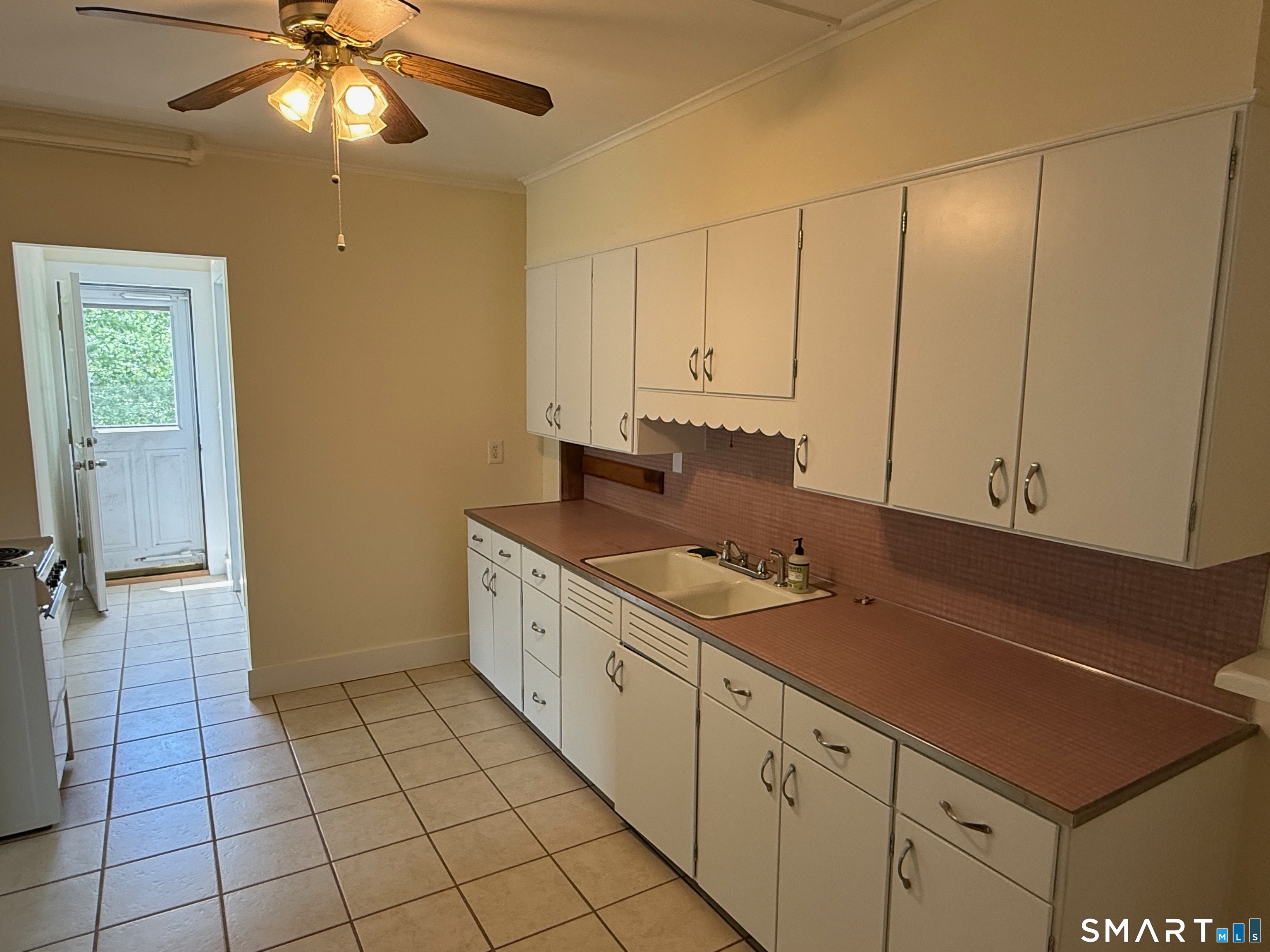133 Eastern Drive Middletown CT 06457