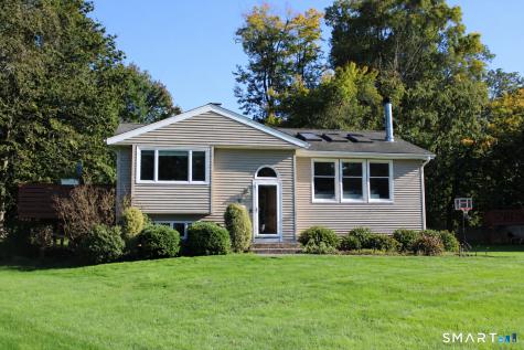 28 Surrey Drive Norwalk CT 06851