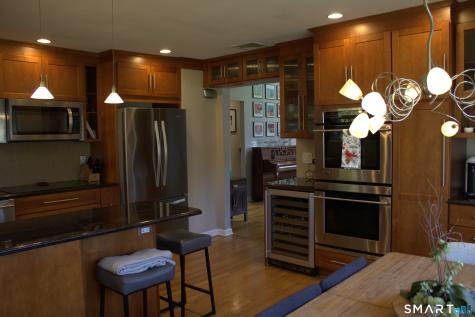 28 Surrey Drive Norwalk CT 06851