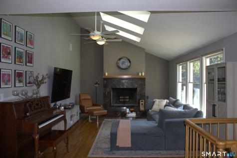 28 Surrey Drive Norwalk CT 06851