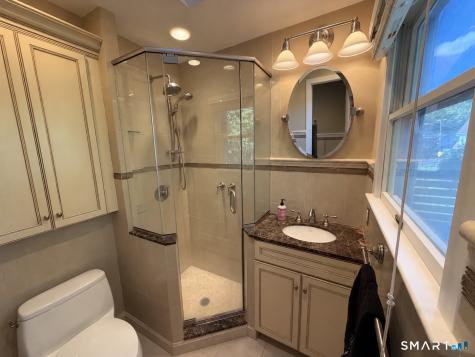 28 Surrey Drive Norwalk CT 06851