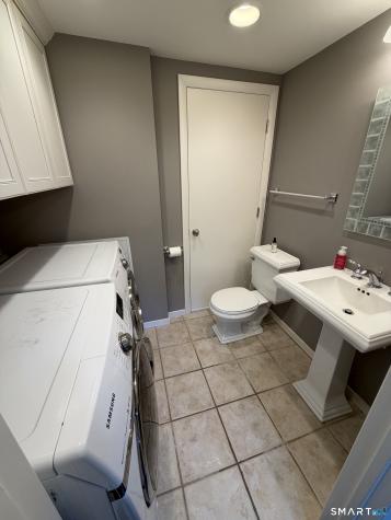 28 Surrey Drive Norwalk CT 06851