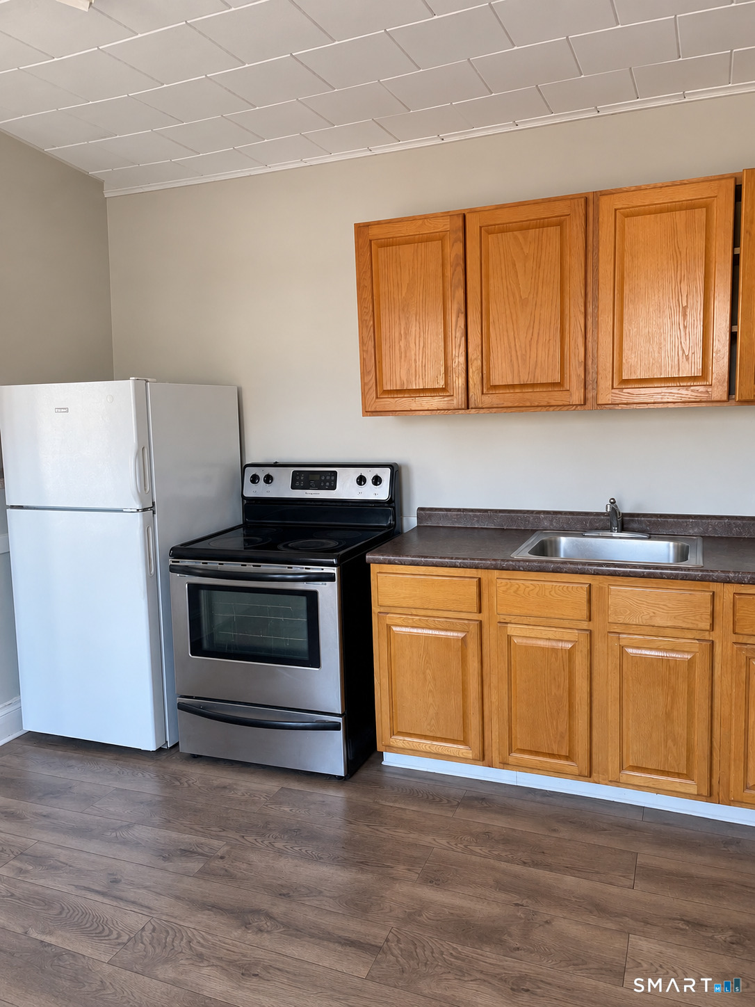 233 White Street Hartford CT 06114