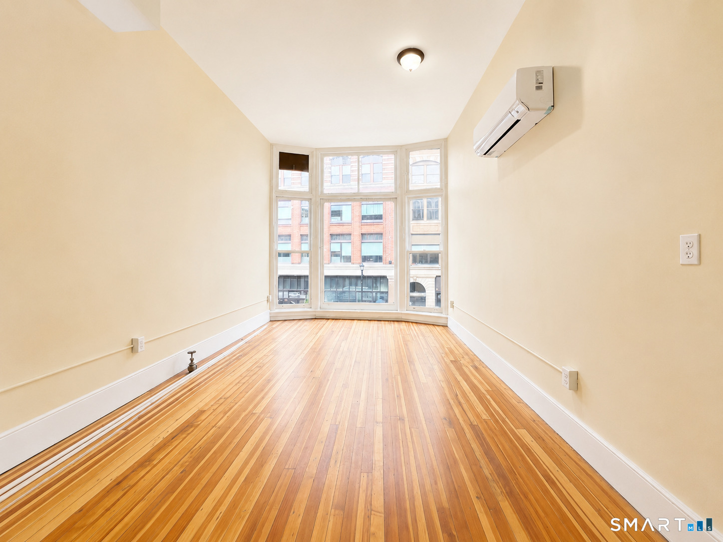105 Bank Street Waterbury CT 06702
