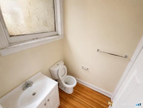 105 Bank Street Waterbury CT 06702