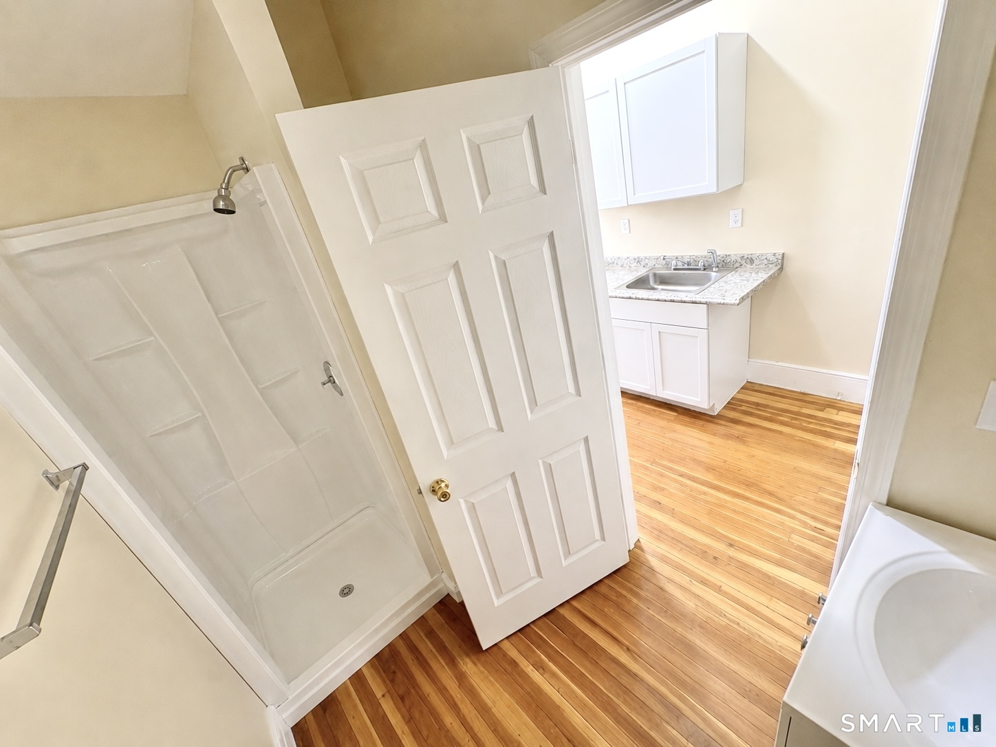 105 Bank Street Waterbury CT 06702