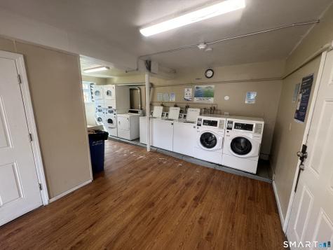 25 Natick Street Hartford CT 06106