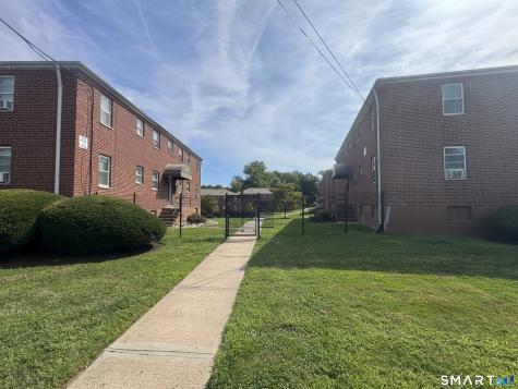 25 Natick Street Hartford CT 06106
