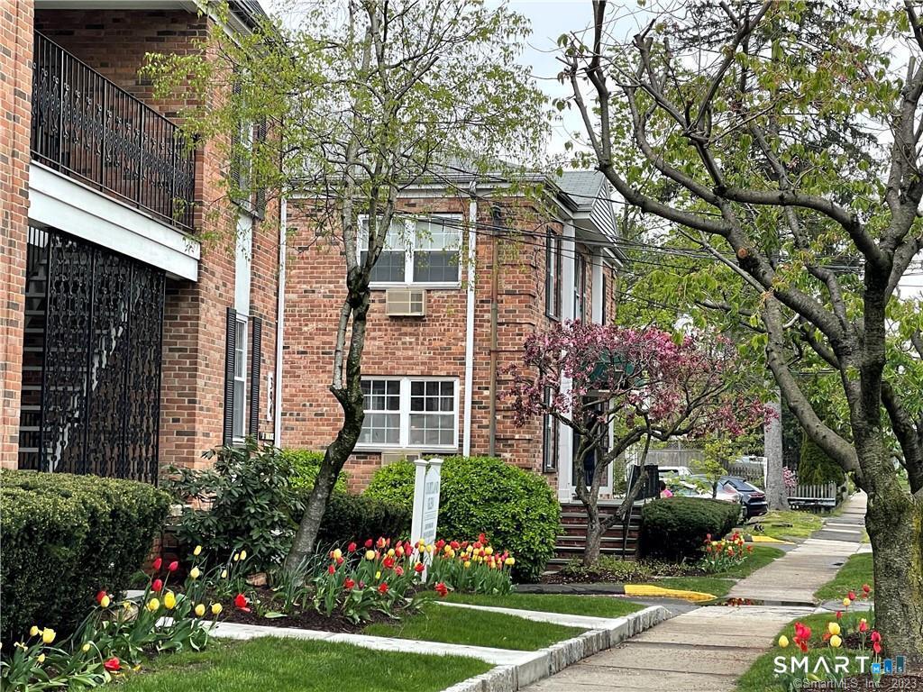 398 Courtland Avenue Stamford CT 06906