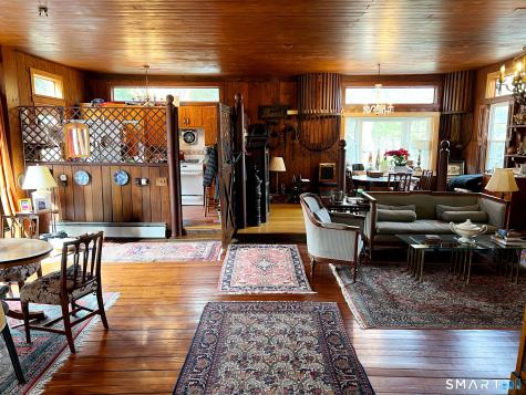 32 West Avenue Essex CT 06426