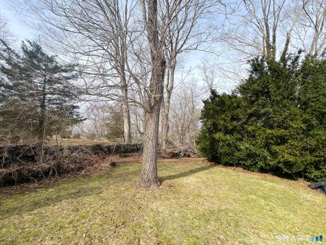 32 West Avenue Essex CT 06426