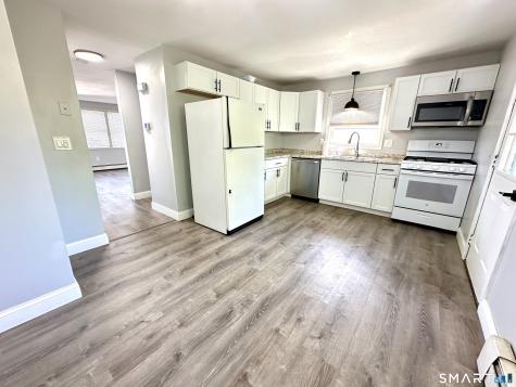49 Whitworth Street Enfield CT 06082