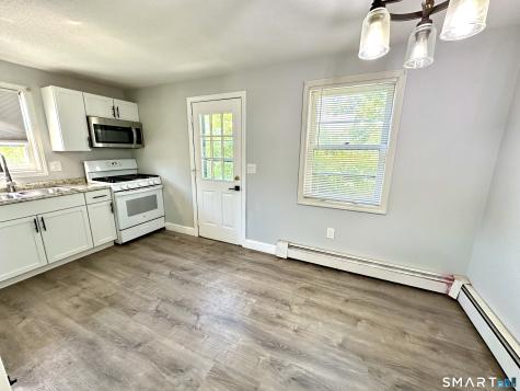 49 Whitworth Street Enfield CT 06082