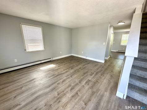 49 Whitworth Street Enfield CT 06082