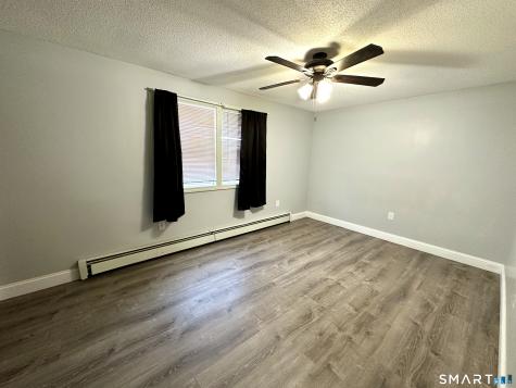 49 Whitworth Street Enfield CT 06082