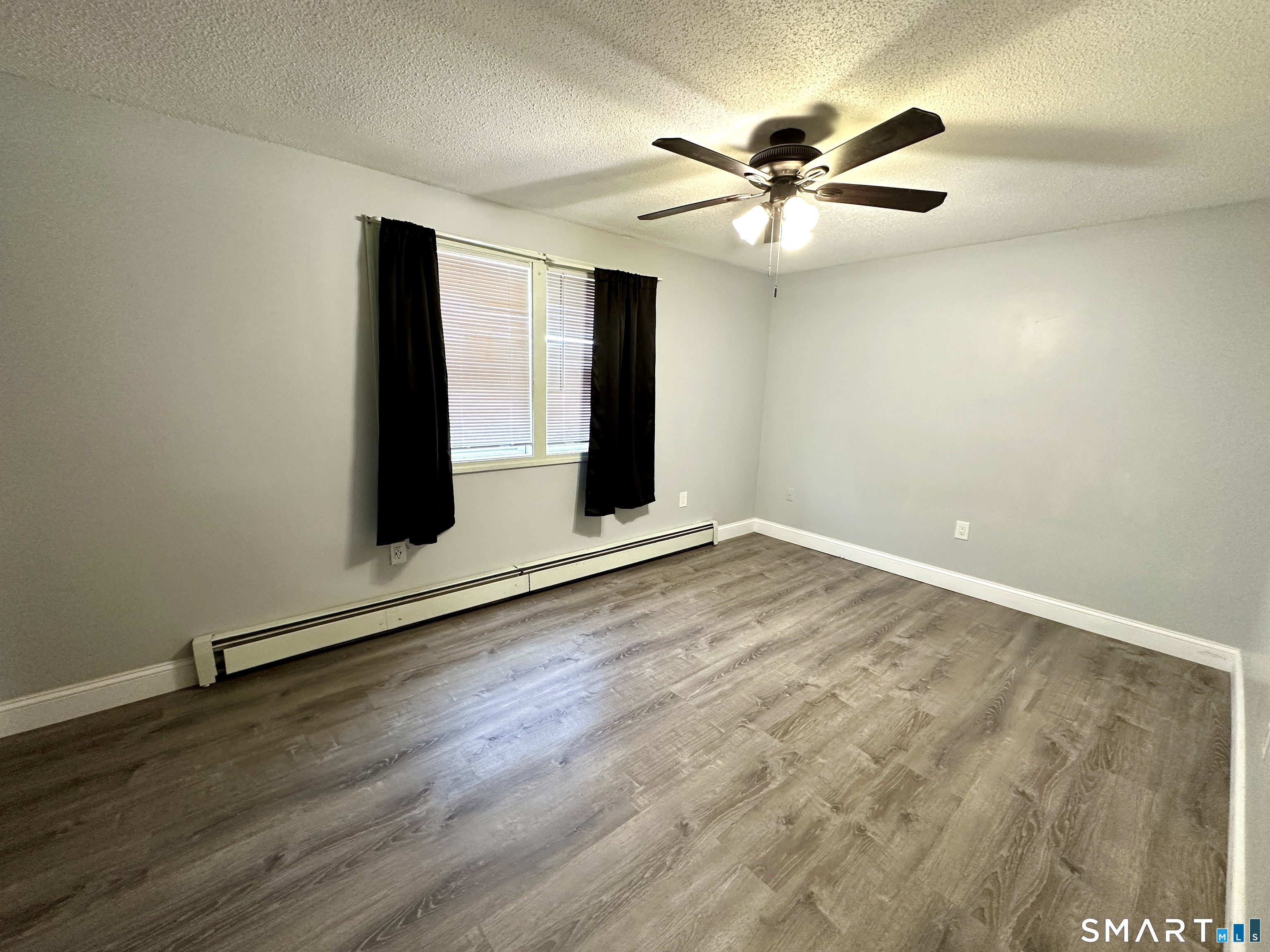 49 Whitworth Street Enfield CT 06082