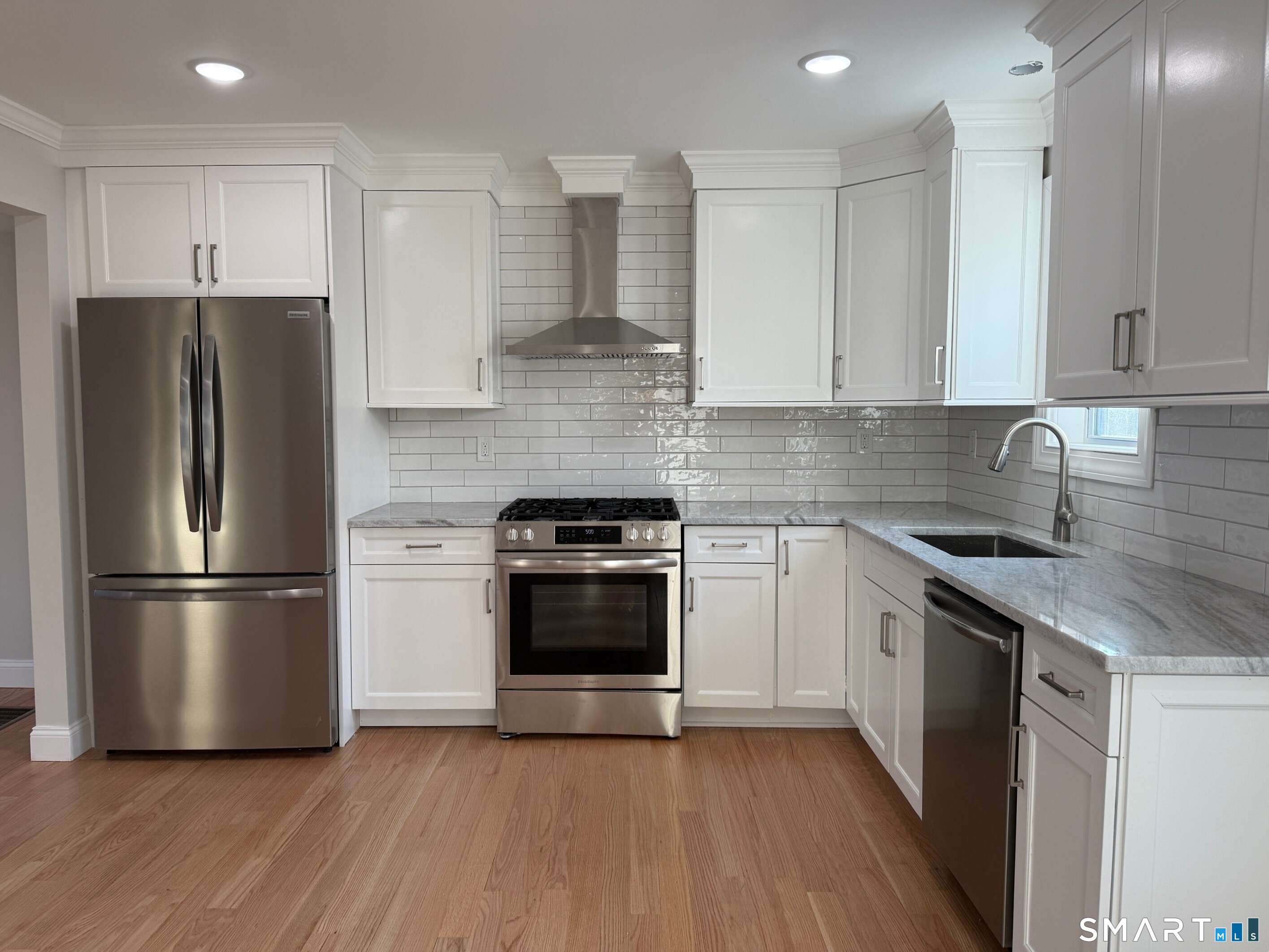 37 Brainerd Road Branford CT 06405