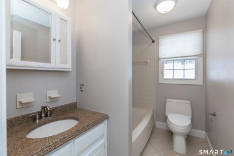 10 Apple Tree Road Bethel CT 06801