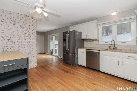 10 Apple Tree Road Bethel CT 06801