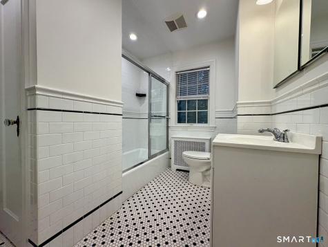 2727 Boston Post Road Darien CT 06820